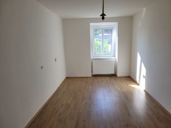 Pronájem bytu 2+1 v osobním vlastnictví, 108 m2, Vimperk