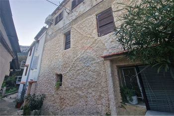 Prodej domu, 140 m2, Batomalj
