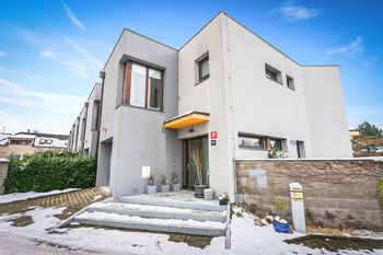 Prodej domu, 153 m2, Praha 10 - Dolní Měcholupy
