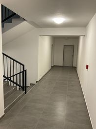 Pronájem bytu 1+kk v osobním vlastnictví, 62 m2, Hluboká nad Vltavou