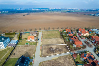 Prodej pozemku, 803 m2, Dolní Břežany