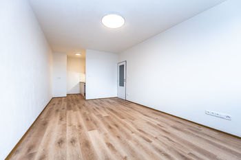 Pronájem bytu 2+kk v družstevním vlastnictví, 42 m2, Praha 8 - Bohnice