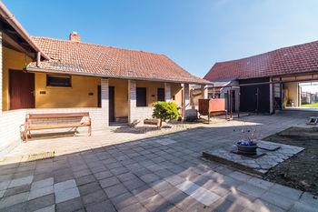 Prodej domu, 176 m2, Lukovany