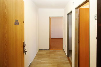 Prodej bytu 2+1 v osobním vlastnictví, 41 m2, Milovice