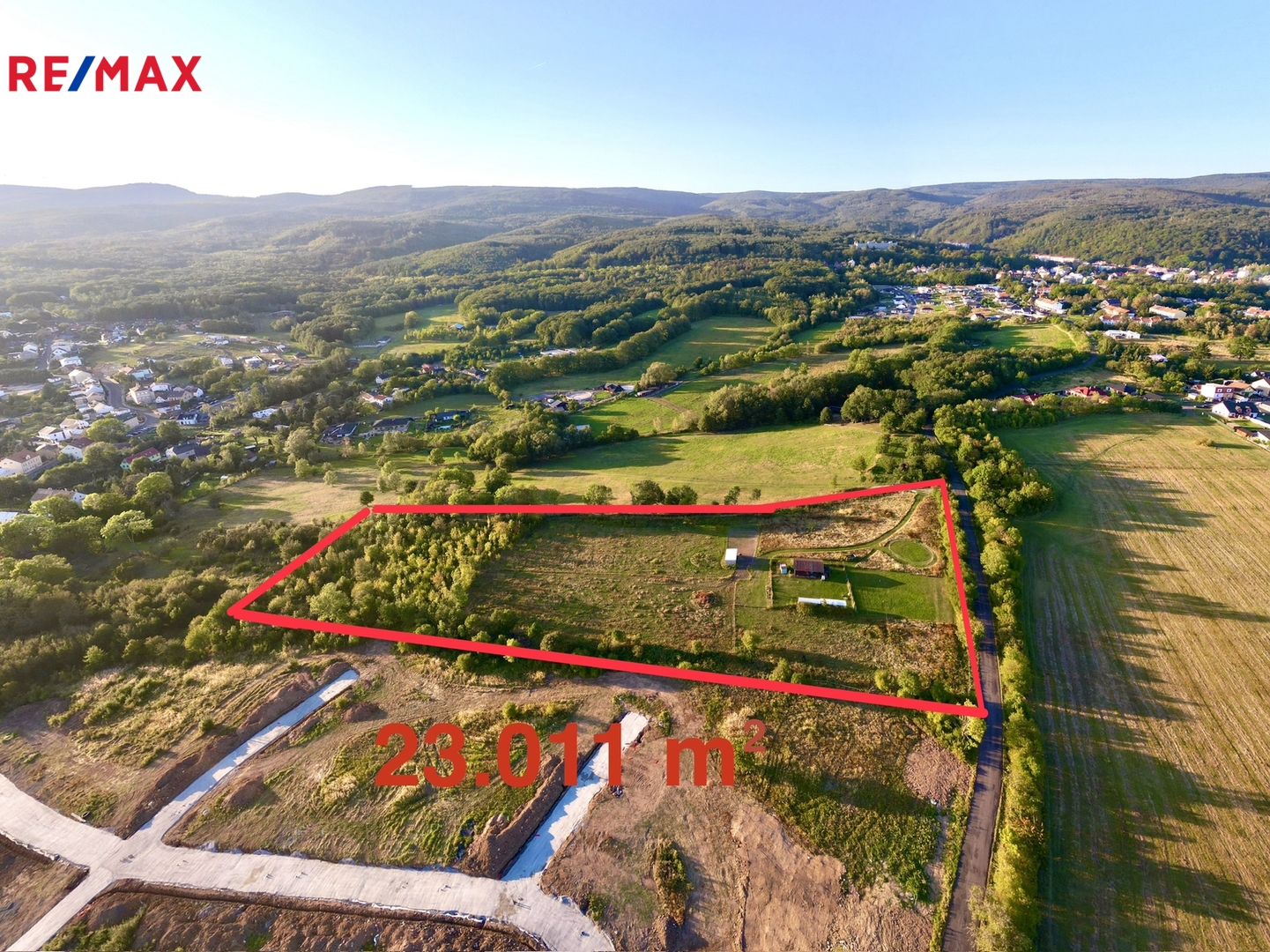 Prodej pozemku, 23011 m2, Dubí