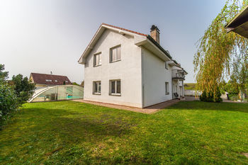 Prodej domu, 374 m2, Praha 9 - Újezd nad Lesy