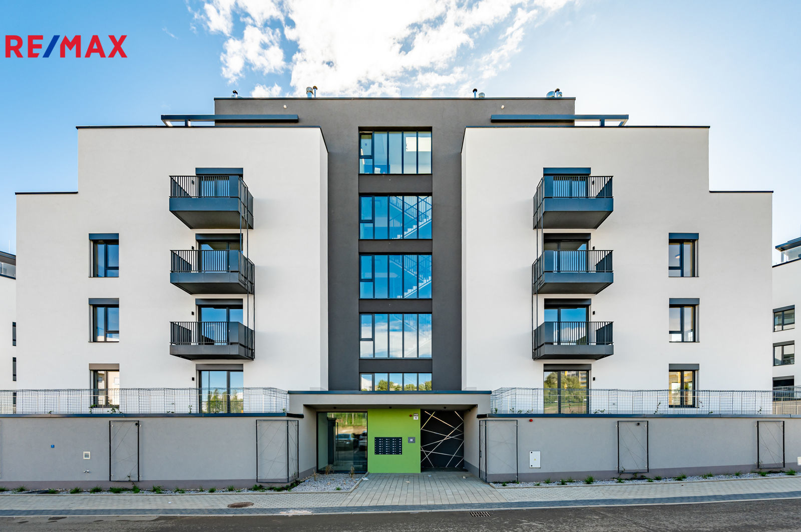 Prodej bytu 1+kk v osobním vlastnictví, 27 m2, Praha 5 - Stodůlky