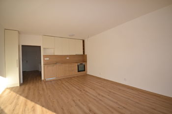 Pronájem bytu 2+kk v osobním vlastnictví, 50 m2, Brno