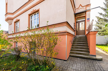 Prodej bytu 3+1 v osobním vlastnictví, 88 m2, Karlovy Vary