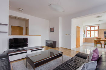 Pronájem bytu 3+1 v osobním vlastnictví, 102 m2, Brno