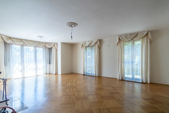 Prodej domu, 410 m2, Vestec