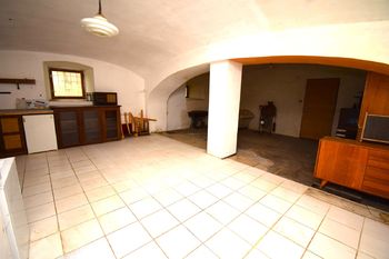 Prodej domu, 600 m2, Škvořetice