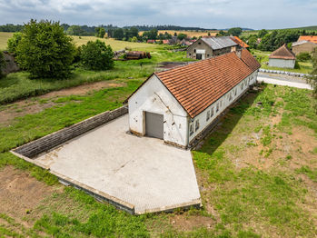 Prodej komerčního objektu, 385 m2, Bystřice