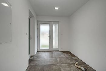 Prodej domu, 181 m2, Mnetěš