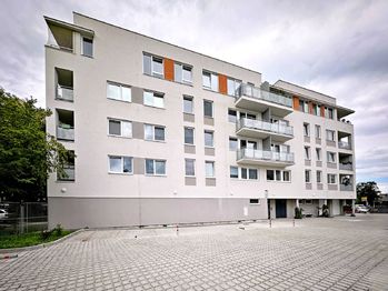 Prodej bytu 1+kk v osobním vlastnictví, 28 m2, České Budějovice