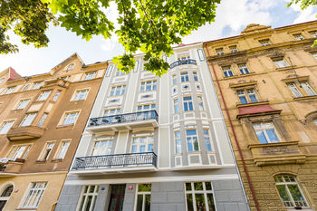Prodej bytu 3+kk v osobním vlastnictví, 112 m2, Praha 7 - Bubeneč