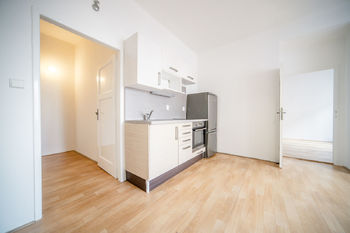 Prodej bytu 2+kk v osobním vlastnictví, 51 m2, Praha 8 - Libeň