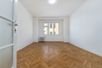 Pronájem bytu 1+kk v osobním vlastnictví, 32 m2, Praha 1 - Staré Město