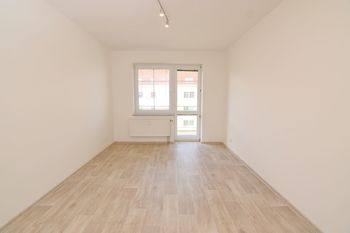 Pronájem bytu 2+1 v osobním vlastnictví, 59 m2, Nymburk