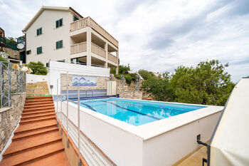 Prodej domu, 246 m2, Vis