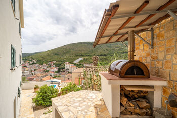 Prodej domu, 246 m2, Vis