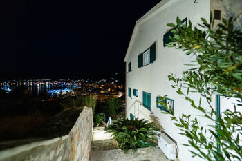 Prodej domu, 246 m2, Vis