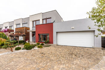 Prodej domu, 160 m2, Praha 10 - Pitkovice