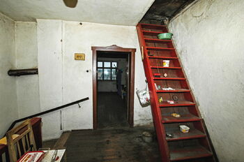 Prodej nájemního domu, 177 m2, Černošín