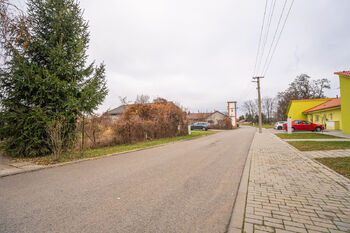 Prodej pozemku, 700 m2, Šanov
