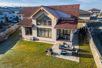 Prodej domu, 226 m2, Popovičky