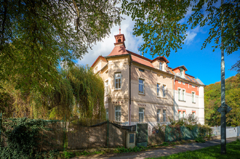Prodej domu, 268 m2, Praha 5 - Košíře