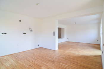 Prodej bytu 3+kk v osobním vlastnictví, 97 m2, Valtice
