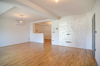 Prodej bytu 3+kk v osobním vlastnictví, 118 m2, Valtice