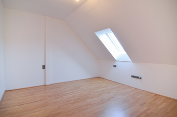 Prodej bytu 3+kk v osobním vlastnictví, 91 m2, Valtice