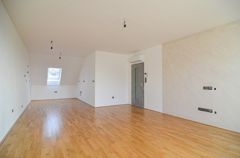 Prodej bytu 3+kk v osobním vlastnictví, 91 m2, Valtice