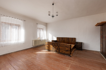 Prodej domu, 495 m2, Chotiněves
