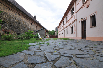 Prodej domu, 495 m2, Chotiněves
