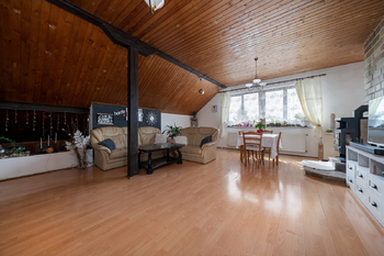 Prodej bytu 4+kk v osobním vlastnictví, 138 m2, Unhošť