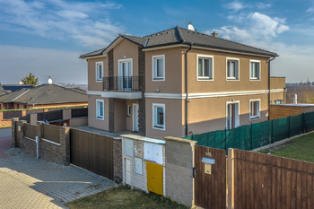Prodej domu, 320 m2, Líbeznice