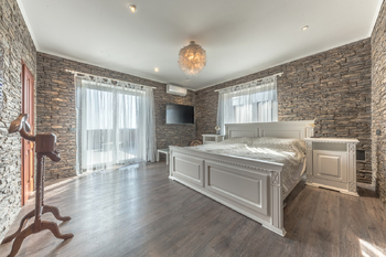 Prodej domu, 320 m2, Líbeznice