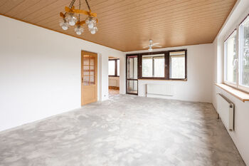 Prodej domu, 200 m2, Dolní Hbity