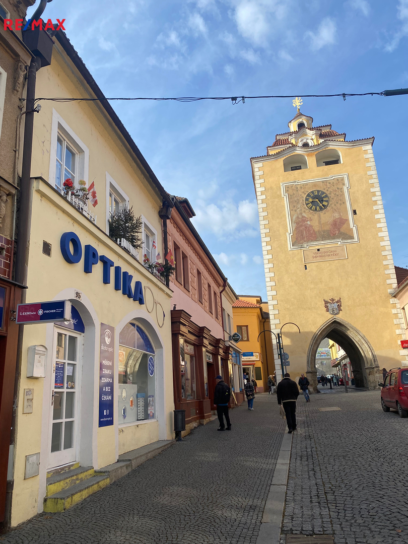 Pronájem bytu 2+kk v osobním vlastnictví, 88 m2, Beroun