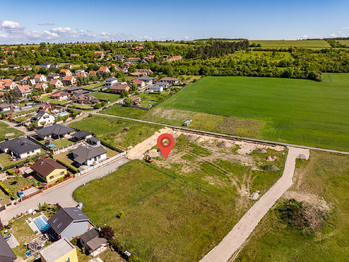 Prodej pozemku, 849 m2, Kly