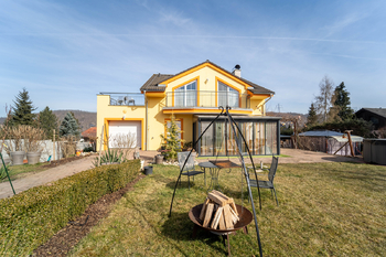 Prodej domu, 246 m2, Měchenice