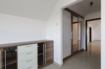 Prodej domu, 260 m2, Říčany