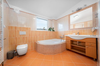 Prodej domu, 120 m2, Zlončice
