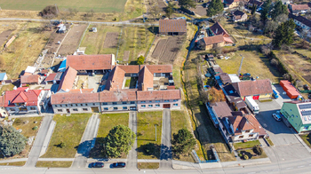 Prodej domu, 242 m2, Uhřice