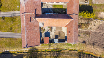 Prodej domu, 242 m2, Uhřice
