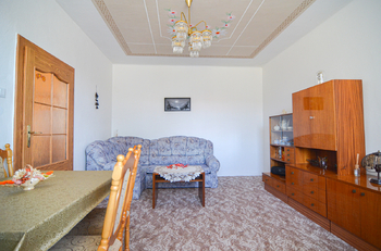 Prodej domu, 242 m2, Uhřice