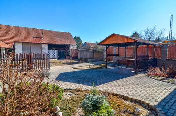 Prodej domu, 242 m2, Uhřice